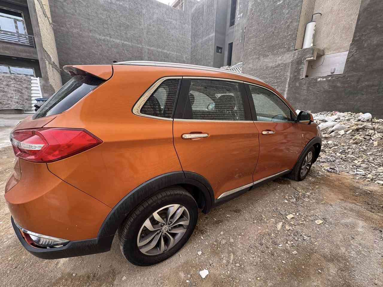 السلام عليكم للبيع موديل2020 سياره يرادله ترتيب شويه بدون رقم مطلوبه للمصرف بس من ابيعه نفس اليوم اسدده وابعيلك حره الاتصال***********
