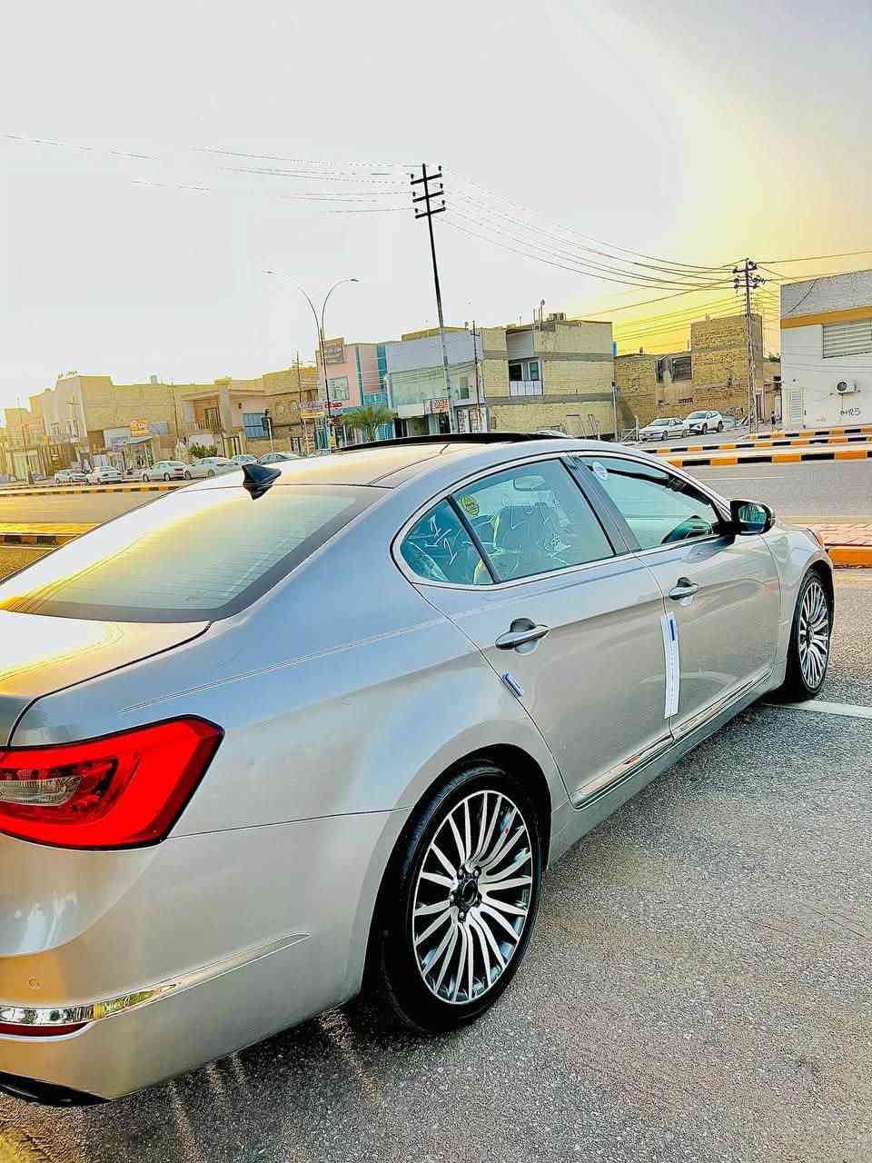 سلام عليكم
كيا كادينزا 2014 فول مواصفات ملكي 1/1
السعر : 90 سعرها من اخير 
***********/مكاني نجف
