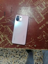 موبايل للبيع نظيف ما مفتوح ولا مصلح للاستفسار اتصل بالرقم 07801633795