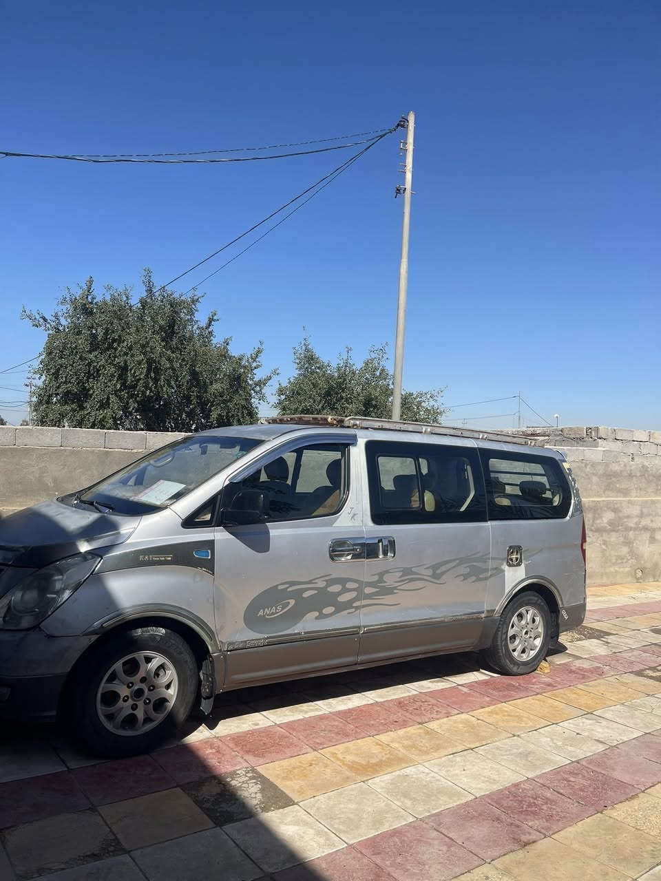 ستاركس ٢٠٠٩ للبيع مفتوح كير عادي سياره مكفوله  سياره جاهزه محرك كير حداديه تخم تاير كله جديده سياره رقم نجف باسمي سنويه هزه كله جديد باسمي رقمي ***********
