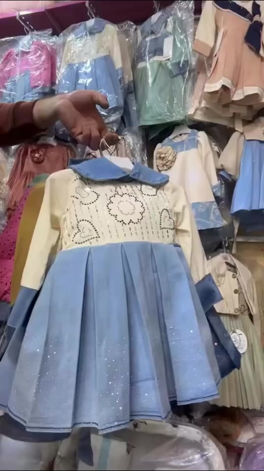 جديـــدوحـــصــري موديلات 2026✨🌟

🌸وفرنا لكم  تشكلات واسعه من الموديلات البناتي
فساتين  الكابوي بناتي خارجـي✨🌟
#معنا_تكتمل_سعادة_طفلك 
🌸الجزء السفلي كسرات.

🔖المقاسات: 2/3/4/5/
يلبس من عمر2 الى 5سنوات 
 
🧮الاالوان: تجنننن ررروعه🥹

العنوان….👇🏻👇🏻
‏:#ديالى خان_ بني _سعد _داخل مجمع السعدي _
مجاور ثامر العطار وبوتيك الملكة داخل القيصرية

للحجز والاستفسار يرجى مراسلة الخاص ✉✉
أو الاتصال على الرقم 👇👇
***********

يوجد توصيل داخل بغداد والمحافظات 🚗
❤❤داخل خان بني سعد  مجانا❤❤
