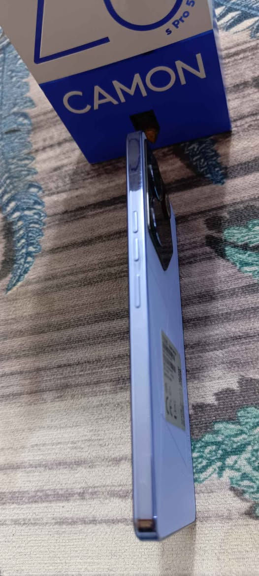 سلام عليكم عندي جهاز تكنوو كاموون sبرو 5Gجديد جديد اريده 200وبي مجال للشراي مكاني نجف شارع المطار الجديد الشراي يتصل *********** النجف, العراق
