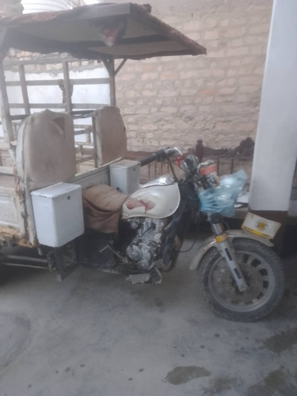 السلام عليكم ستوته لبيع مديل 2016اوراق كامله محجر السعر  الاتصال على الرقم*********** المكان حي المعلمين
