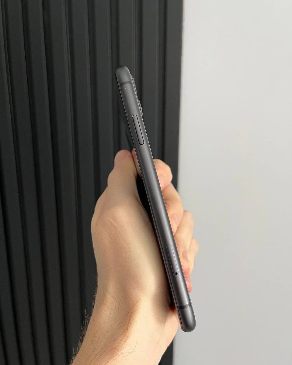 للبيع ايفون 11 ذكرته 64 كيكه جهاز لوك شخط مابي كاميراته فول شاشه بلادي فيس ايدي شغال جهاز شرط حاسبه هواء مامفتوح كل بلادي بطاريته بلادي 82 شرط مايصرف شحن نمودج M أمريكي سعر 200 وبي مجال خاص او اتصل ***********
