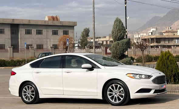 ‎موديل 2017
لون ابیض ثلجي 
‎ محرك مرغوب 2500 
‎ بجم كبس ..حادثها اخت كلين فقط نص صندوق مصبوغ  بدون داخل و بدون ايرباك ، ایرباکات کلە بشرط… مكانين تعديل بارد
‎مواصفات SE معروفة 
‎(بصمة ،كير ماوص ، داخل اصفر ،بريك بصمة، كشنات كهربا، كود باب، تحديد سرعة …
سنویە و هززە کلە جدیدە حتی 2030 .. بأسمی تحویل وکالة بشرط
‎جاهزة سيارة مابيها اي نقص بشرط كير محرك ايرباك تبريد خلل كهربايات حجرة صالنصة كلها بشرط..تاقم صدر جديد   
‎ماباقي بشرط مكاني قضاء رانية  
‎ سعر ١٣٥  شوی مجال
 ***********
*********** رانية
