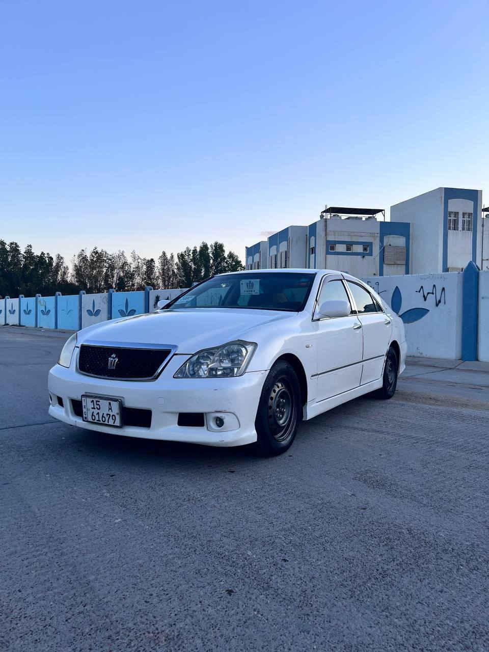 سلام عليكم ورحمة الله 
.
TOYOTA CROWN Royal Saloon 2007 👑 
شاصي 180 اقتصادي 
رقم انبار انكليزي قرار 48 شرط المداور وين ما يعجبك سياره ب اسمي سنويه ما ساقطه
كريستال أصل 
5 بصمات + بصمه تشغيل 
تحكمات ستيرن 
مثبت سرعة 
ويل عادي + تخم تاير وموجود عندي تخم ويل دنكه 
كير 6 نمر 
تبريد ثلج ❄️
بصمه رصاصي 
مري شفط 
تبريد سبلت 
دعاميه أثلت رياضي + تخم لحيه 
السياره كصه قماره فقط + بارد بسيط بباب السايق + طخه بسيطه بدور الجاملغ الخلفي واضحه ب الصور 
السعر 133 قفل قفل 
عنواني النجف الاشرف قريه الغدير 
سياره جاهزه ونضيفه ب العافيه ع الياخذها 

للتواصل ه‍ ‍***********
