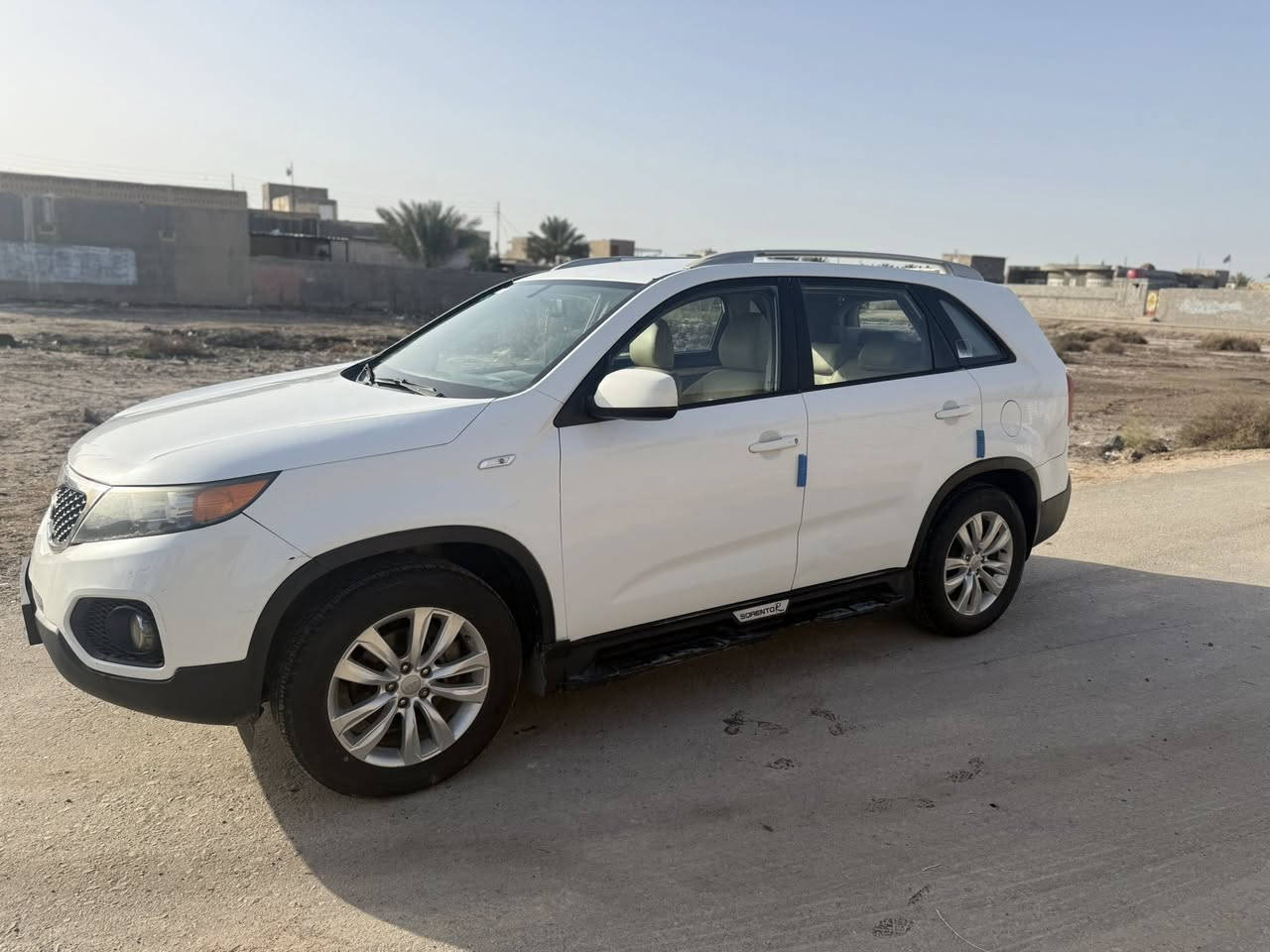 سورنتو 2012 خليجي 4سلندر 
7راكب رقم بصره دولي جديد سنويه نهايه 2027  باسمي سبير مانازل ماشيه 139الف مكفوله من الصبغ والضربه والتبديل والبارد  تبريد تدفئه تخم تاير راديتر جديد اويل بم جديد واتر بم جديد باتري جديد شاشه وكامره خلفيه /البصره القرنه السعر (143$وبيها مجال)-***********
