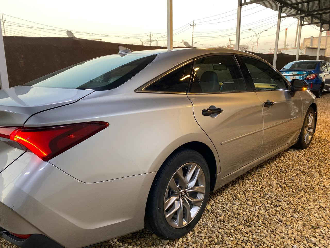 الوحش افلون موديل 22 حادثه فقط بنيد بدون دواخل 4 سلندر هايبرد صرف انسه شلعه تخبل فول 1/1 السياره لوك السونار موجود رقم اربيل مداور مباشر للاتصال ***********/‭0772 709 9769‬ معرض الجبل / تفليش اسعار
