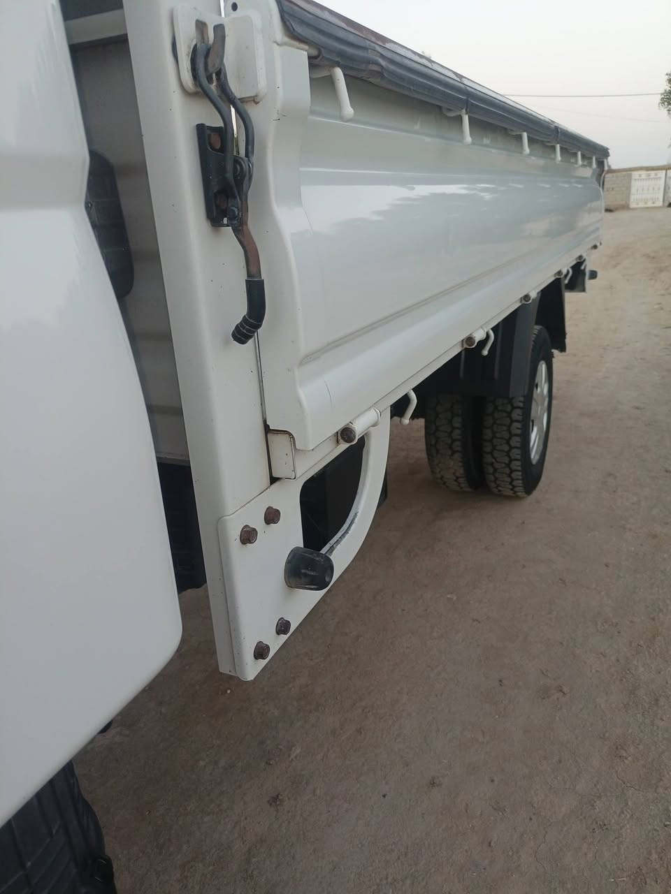 السلام عليكم للبيع كيا بنكو نثية 2700  موديل 2019 رقم واسط.مشروع وطني داخلة هزة مكفولة كفالة عامة كير اكسن  شاصي ورقم شاصي شرط مكفولة من الشخط و الضربة والصبغ كلة على وضع البلاد شرط بس اليدور نظيف يتصل سياره شرط لسونارر
السيارة خير من الله ماعايزها شي الدواخل صدر جديد تدفئه تبريد ثلج خير من الله السيارة ماعايزها شي  كلش السياره نضيفة  بمعنى الكلمةللاستفسار اتصل‏‪***********‬‏
