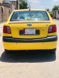 ريو موديل 2006 السعر 70 وبيها مجال توصل عل رقم 07515231257