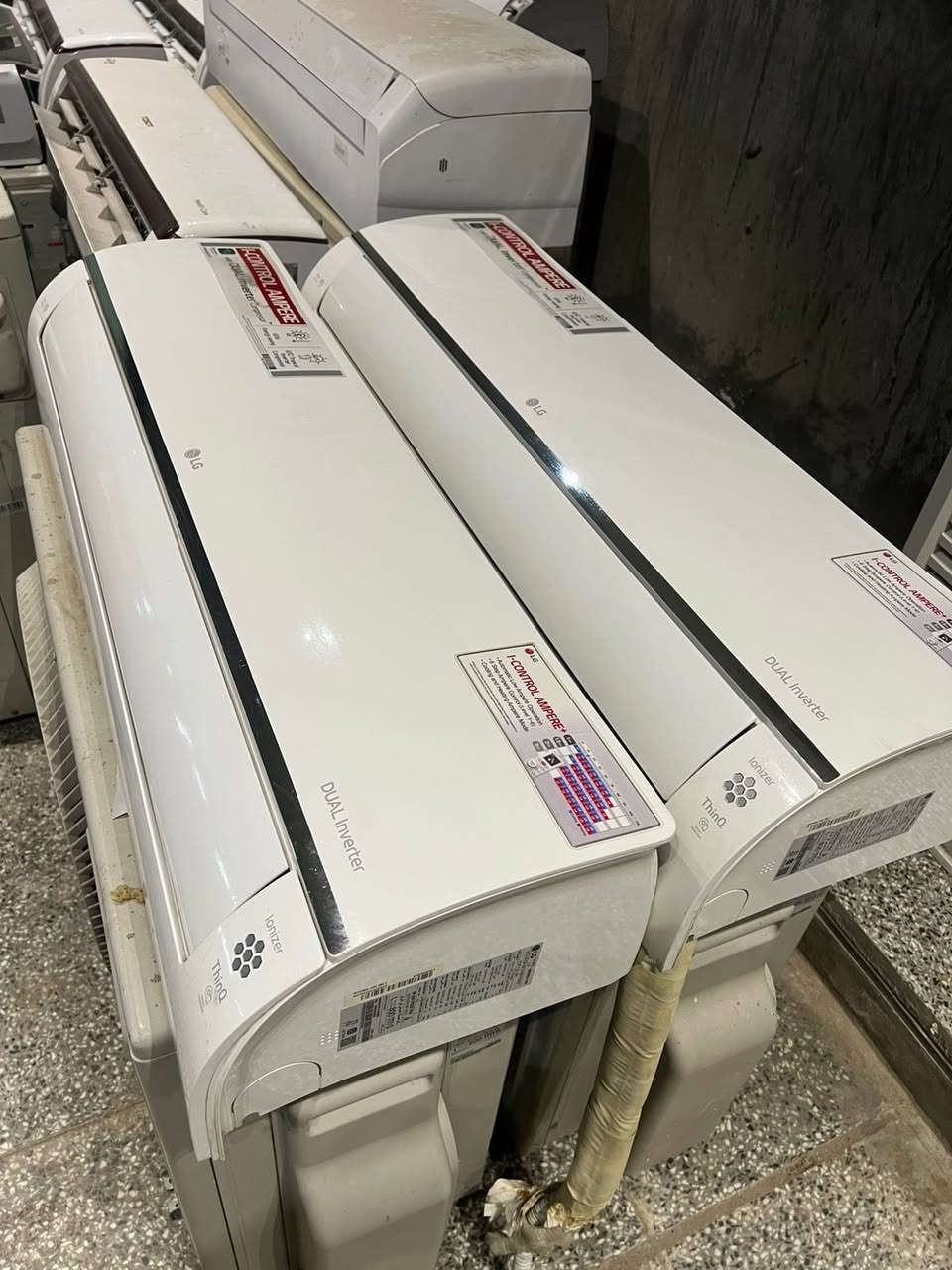 السلام عليكم
سبالت نوع LG 
2 طن انفيرتر 
تحكم 6 مراحل الحديث
تحويل ذاتي من وطنيه للسحب 
استخدام جدا قليل بعدهن كلش نظيفات 
ملحقاتهن كامله الاصليه 
مغسولات وجاهزات 
سعر القطعه  700 الف 
متوفر قطعتين 
مكاني بغداد 
يوجد خدمه توصيل 
0771.443.0446
0771.443.0446


**إذا كنت صاحب هذا الإعلان وتريد حذفه لأي سبب، رجاءا أرسل رسالة إلى الدعم الفني**