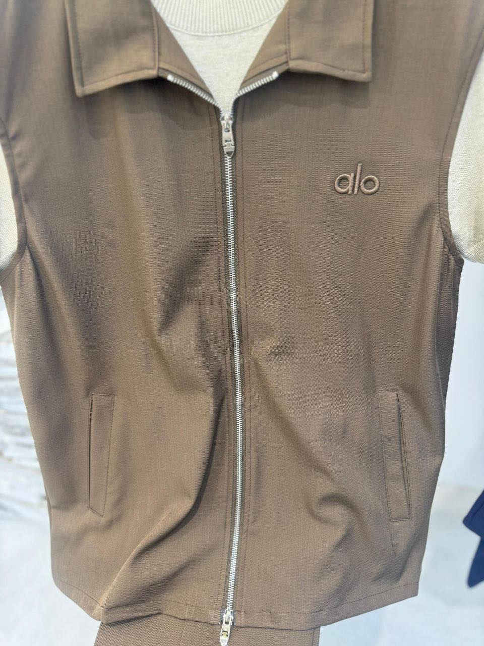بدله كوري خامه درجه اولى وقطعه فوول

قياس xl - 4xl

الشد 16 قطعه ب508 الف


**إذا كنت صاحب هذا الإعلان وتريد حذفه لأي سبب، رجاءا أرسل رسالة إلى الدعم الفني**