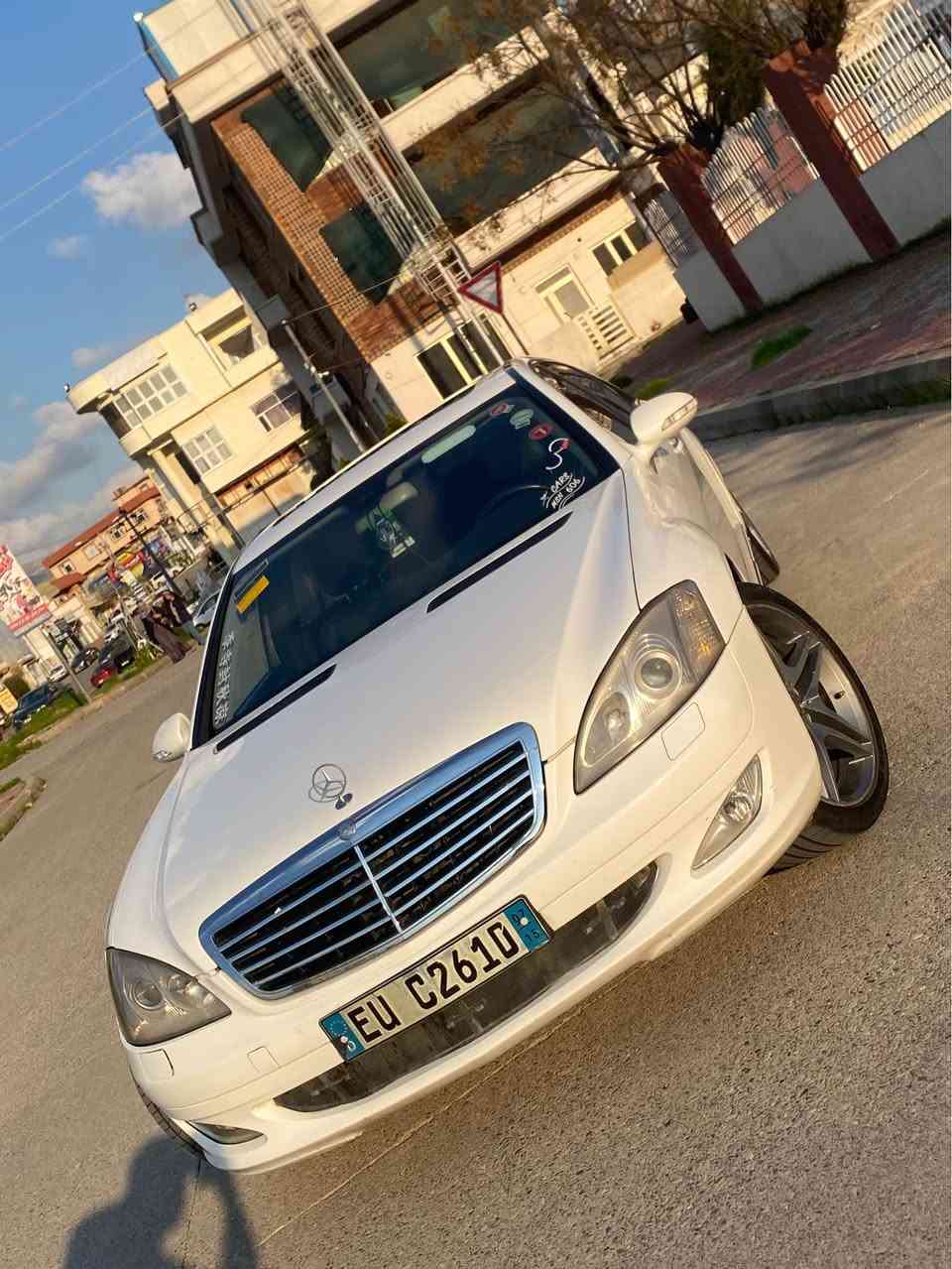 مارسدس بينز ٢٠٠٨
S350
شه ش پستؤن مرغوب
فول موصفات
دوو به يه 
ساغه سه ياره كه 
هه موو گيانى به شه رت 
٤ پارجه ى بوياغه 
دواى ده عمى هه يه 
سه ياره كه له سليمانييه  
سعرى ٦٠ $ معامهله 
ژم ***********
زم ***********
ئالو گؤريش ئه كه م له سه ر دل گرتن السليمانية, العراق
