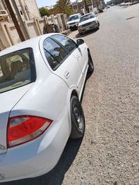 سياره نيسان صني موديل 9 كفاله من الضربه القويه فقط بارد  وهذا رقم صاحب...