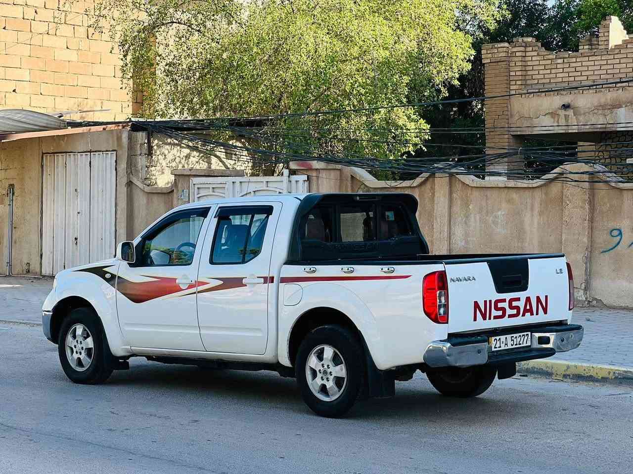 نيسان نيفاره مديل 2009 كير وتماتيك كفاله عامه من صبغ وضربه وتبديل سعر 87 وبيه مجال  مواصفات LE فول تحكم ستيرن  وتماتيك كشن منفصل مكينه وكير مكفولات حداديه جديده تخم تاير صدر جديد سياره جاهزة واي نقص مابيهه رقم شمالي سنويه لل 2031 تحويل او وكاله لاستفسار لااتصال ***********  رقم صاحب سياره مكان سياره كربلاء المقدسه عين التمور, كربلاء
