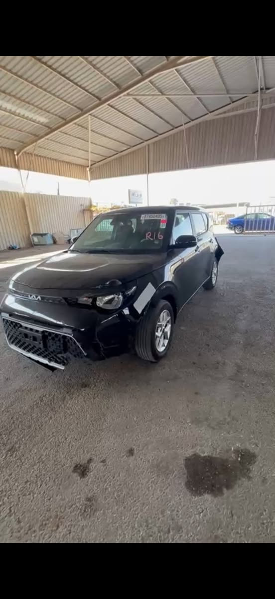 كيا صول وارد امريكي موديل 2024 محرك 2000 دوش ماشيه 8.000 الف موصفات فول عده الفتحه بصمه وشاشه جبيرة  كرسي كهرباء رادارات امامي خلفي وبل مري نضام سبورت توقف ذاتي تشغيل عن بعد تحديد مسار موصفات كلش حلوه بيه 
السيارة بدون دواخل كفاله عامة من الصبغ والتبديل حته الحدادية
بدون ايرباك  
التواصل والاستفسار *********** 
 ملاحضه سياره حاليا ب عمان تريده حره او شهداء 5 ايام وتوصلك لبغداد بعد الاتفاق
مكاني بغداد الحبيبية
