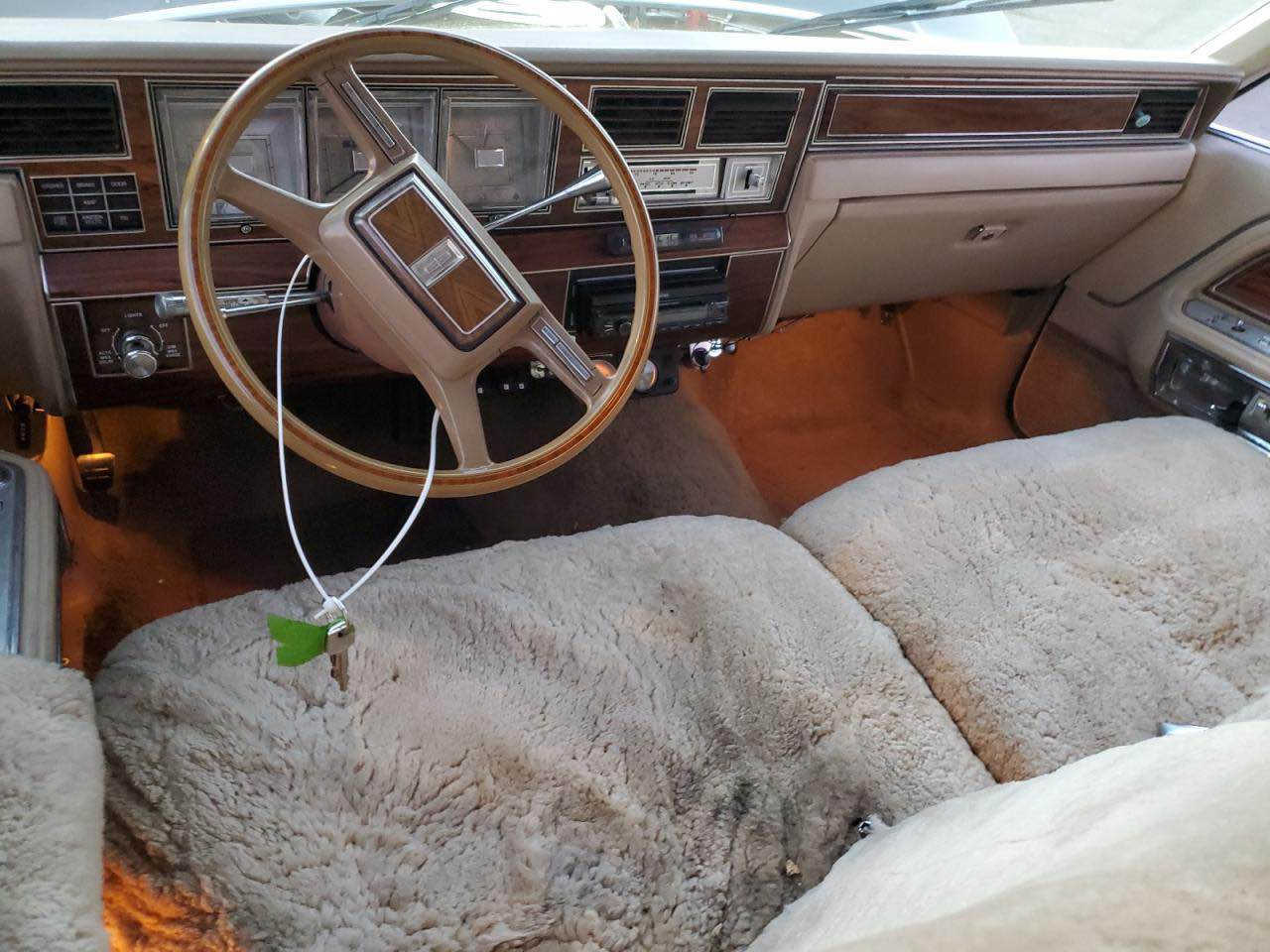 Lincoln 1980 ✅سعر 
سيياره ب اربيل
فول مواسفات
مكينه تغير من امريكا
سياره جديد
ماشي ١٤ الف ميل زيرو سياره
كول علا وضع شريكة
مكينه pis صورعه مكينه قوي
سياره رقم اربيل جاهز
مكان ب اربيل
تبريد شغال كول بلادي شغال
*********** watsapp
*********** أربيل, العراق
