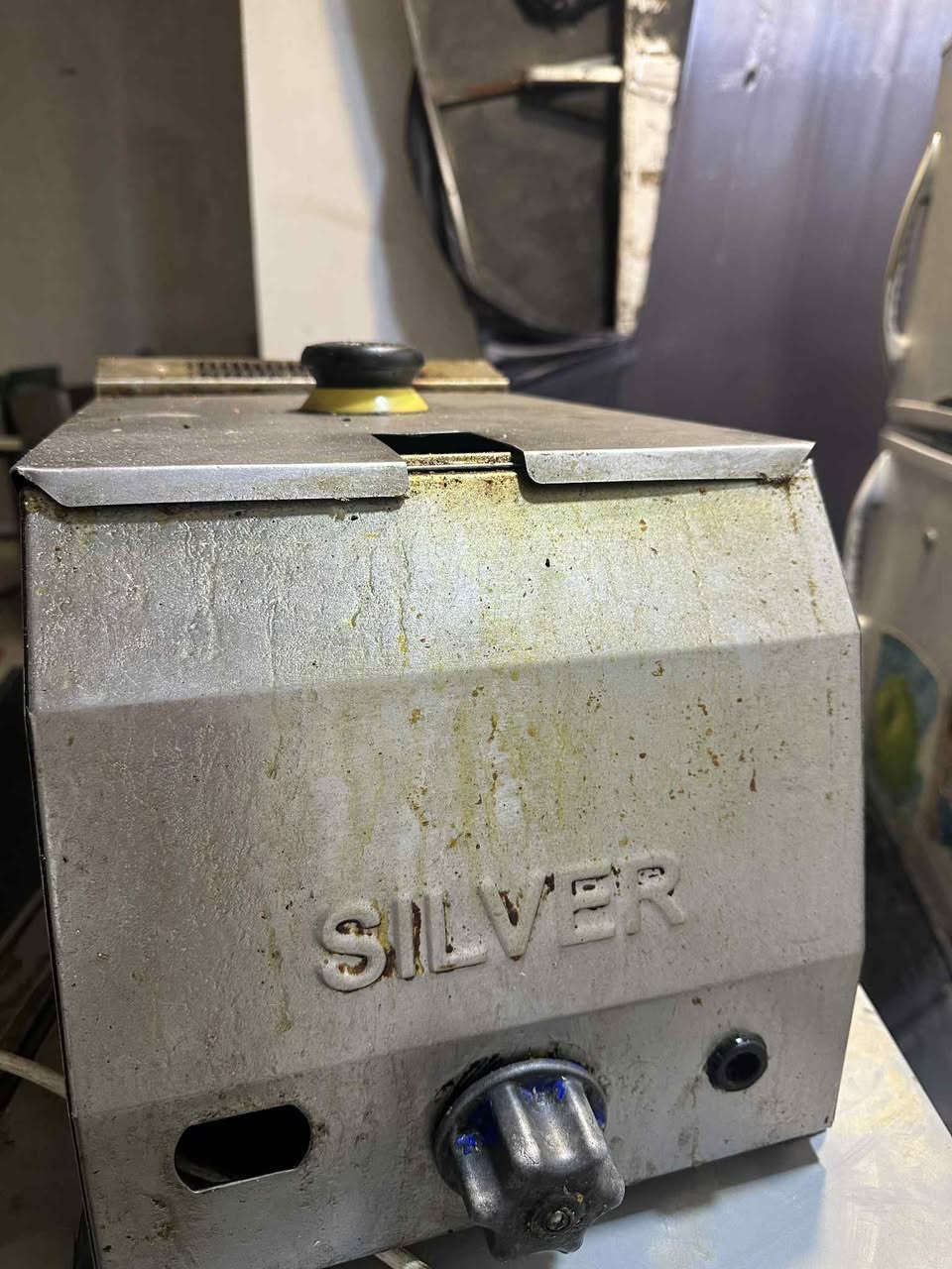 هەمووی بۆ فرۆشتن لە هەولێر بۆ نرخ نامەم بۆ بنێرن


**إذا كنت صاحب هذا الإعلان وتريد حذفه لأي سبب، رجاءا أرسل رسالة إلى الدعم الفني**