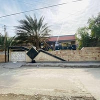 بيت للبيع في حي الجهاد منطقه الرفاق الثانيه  مساحه ٤٠٠ متر واجهه ١٦ ون...