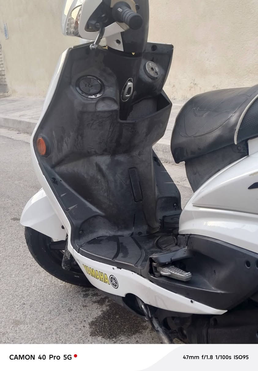 السلام عليكم سكنس فحل نوزل كوري الدراجه مكفولة كفالة عامة من كلشي بس الكفر تجاري اي شي ماكو بس الكفر محرك نضيف و جديد اي نقص مابيهة السعر 850 وبيها مجال مكاني بغداد البلديات


**إذا كنت صاحب هذا الإعلان وتريد حذفه لأي سبب، رجاءا أرسل رسالة إلى الدعم الفني**