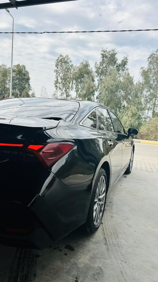 للبيع  افيلون موديل 2024تجميع الصين فول مواصفات بني رامه هايبرد محرك 4حجم 2500بيه قطعتين  بدون دواخل بنيد وجاملغ الخلفي تترقم بغداد ماشيه 16الف المكان واسط الزبيدية 
***********
