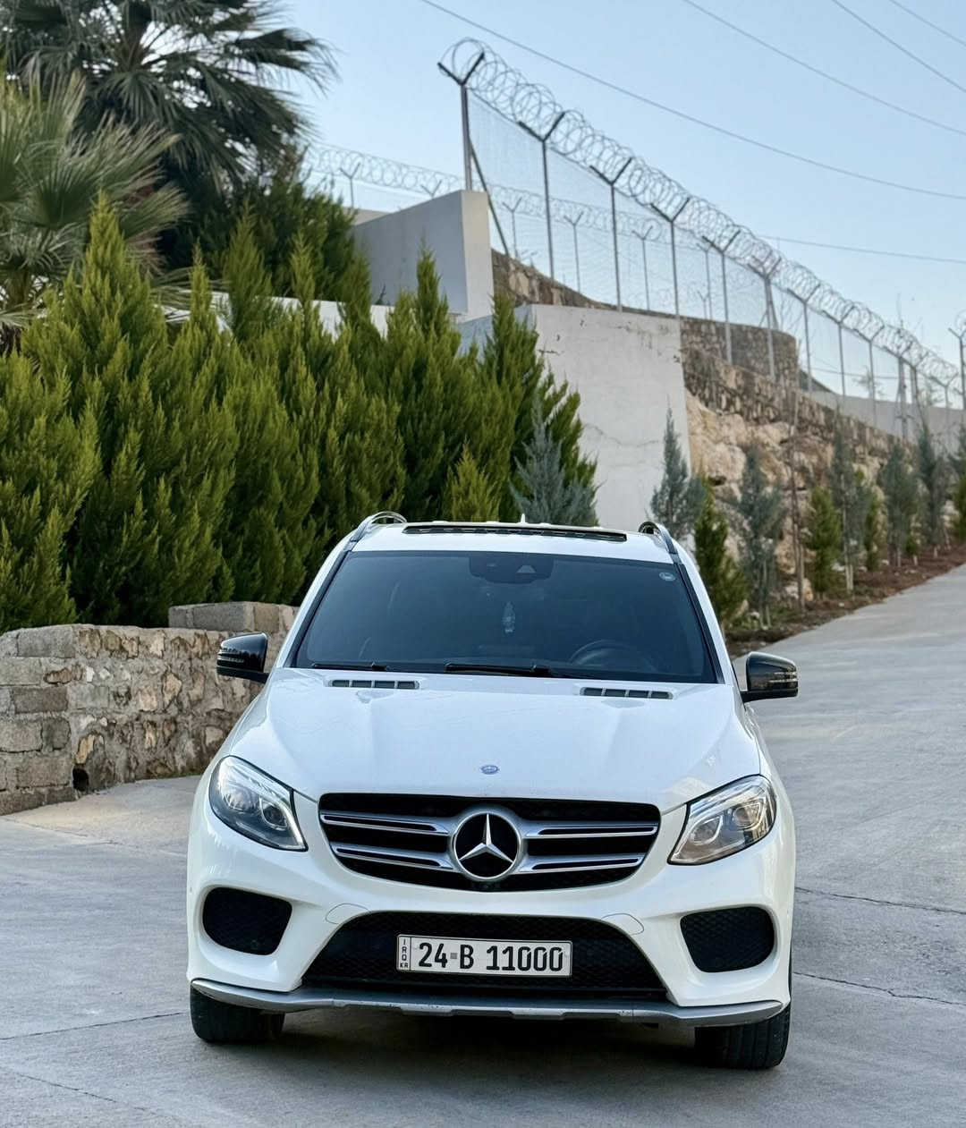 Mercedes-benz  2016
GLE 350 AMG
V6 تنفيس طبيعي
سياره داخله كلين هنا صاير بيها ٣ قطع صبغ بدون دواخل
ايرباك راجع سيستم بلادي
گير محرك مكفول
سياره فول فول موصفات
فتحه سقف
لايتات ليد بلادي
يك لايت ليد
فجوج AMG
سوكان AMG
كوشنات جلد تدفيه
ستيرين تدفيه
سياره فور ماتيك
٥ كاميرات ٣٦٠ درجه
رادارات امامي خلفي و جانبي
تايرات وياله جدد 
صدر امامي خلفي كامل
صندوق شفط
دبل ماوس
شاشه كاربلي
اشاره ترحيب
جكات 
سماعات برومستر
ماكو ولا علامه على دشبول
هزه سنويه جدد لغايه 2030
بسمي تحويل وكاله شرط
مكان سياره دهوك
سعر 212 و بيها مجال مراوسه حسب قناعه
واتساب ***********
