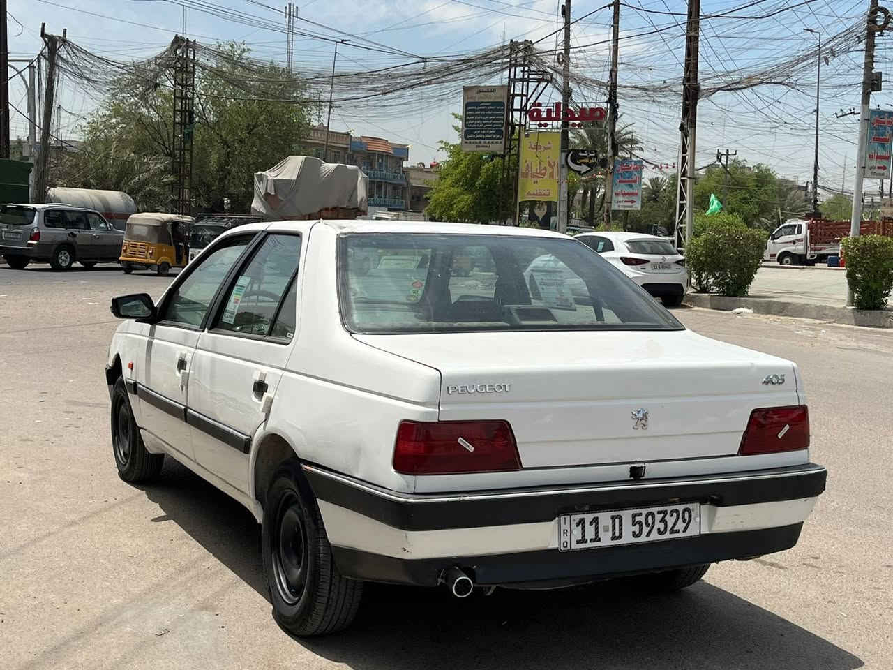 سلام عليكم ابيجو الميس موديل 209سياره مكفوله من ضربه وصبغ بيه بس البنيد طير فقط مكينه وكير مكفولته تبريد شغل شغل تخم تاير جديد صدر مامي وخلفي جديد هزه جديد سنويه الى 30سياره سياره مال جناي السعره 33مكاني بغداد بلديات وهذ رقمي ***********
