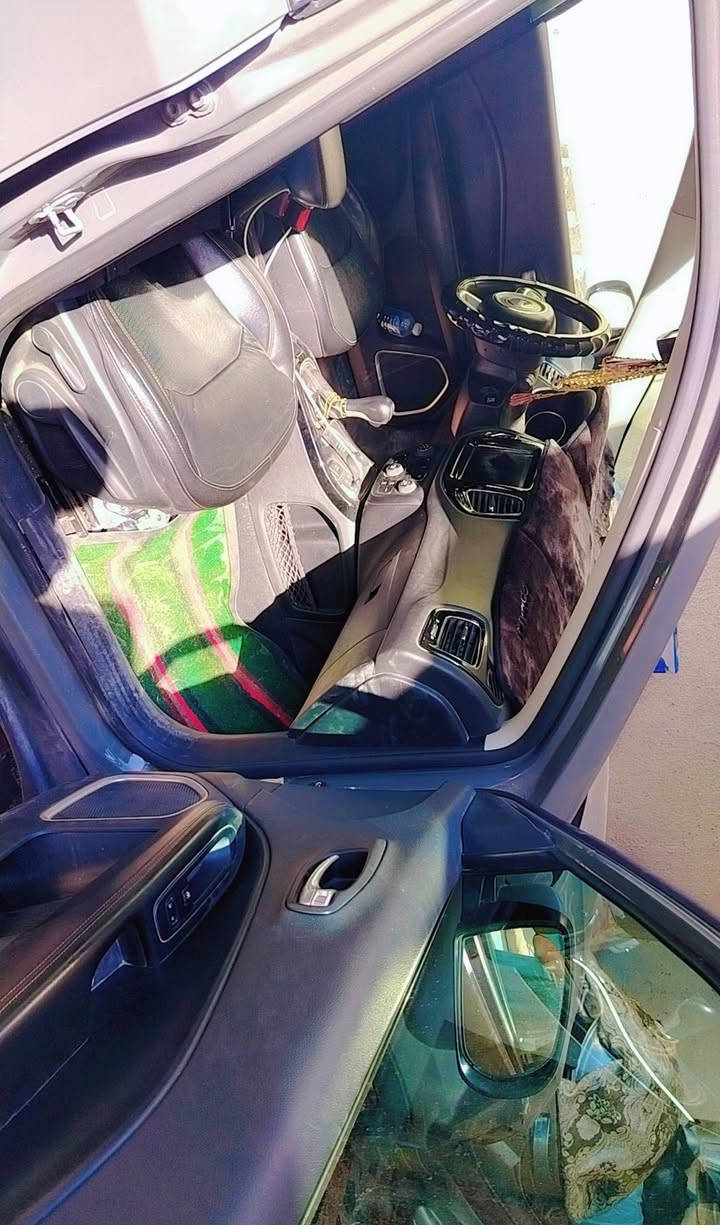 جيب كومباس 2020 للبيع أو المراوس 🚘
▫️ موديل: 2020
▫️ السعر: 126 ورقة
▫️ الموقع: بغداد – البياع
▫️ داخل جلد
▫️ تحكمات ستيرن
▫️ سيارة جاهزة
🔄 للبيع أو المراوس مع الفرق المناسب
📞 للاستفسار: ***********
⚠️ مكلف بالنشر فقط

