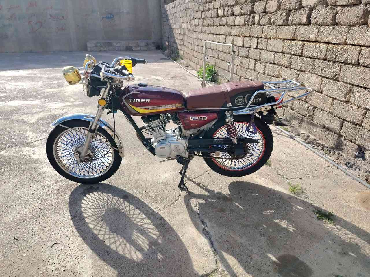 سلام عليكم ماطور للبيع تايكر 2023 كهربايت شقاله كامل المطور المكان كياره نفسها *********** سعر مناسب   منفيس
