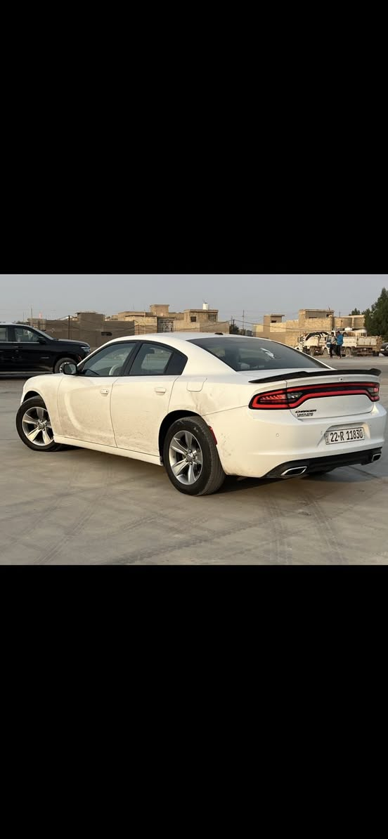 السلام عليكم
جارجر 2022 SXT 
السيارة جاهزه ع اخر حباية باسمي تحويل ثاني يوم 
حادثها صبغ اللغود ثنينهن وتبديل 3 قطع البنيد وجاملغين  اماميات 
السيارة كير مكينة تبريد شرط 
ماشية 90ميل 
كشنات كهرباء 
عدسات زينون 
ومعروفة مواصفاتها ال SXT

السعر 215 وبيها مجال للشراي 

***********
