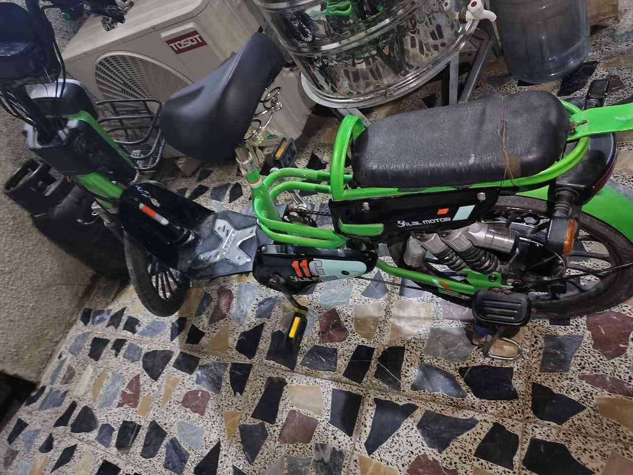 دراجه شحن c11  نقص بطاريات ابيع كوم حديد قيم وخذ أرقم ***********
