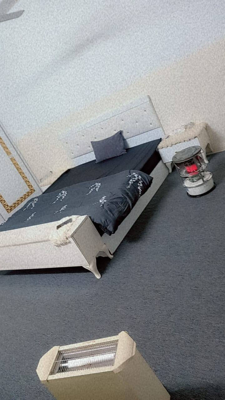غرفت نوم لبيع 7 قطع تركي مع باسل مع مبرده لبيع الشراي يتصل على هذه الرقم ***********
