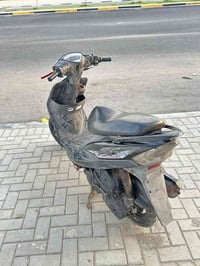 ماكس عدلة • ١٢٠ • سلف