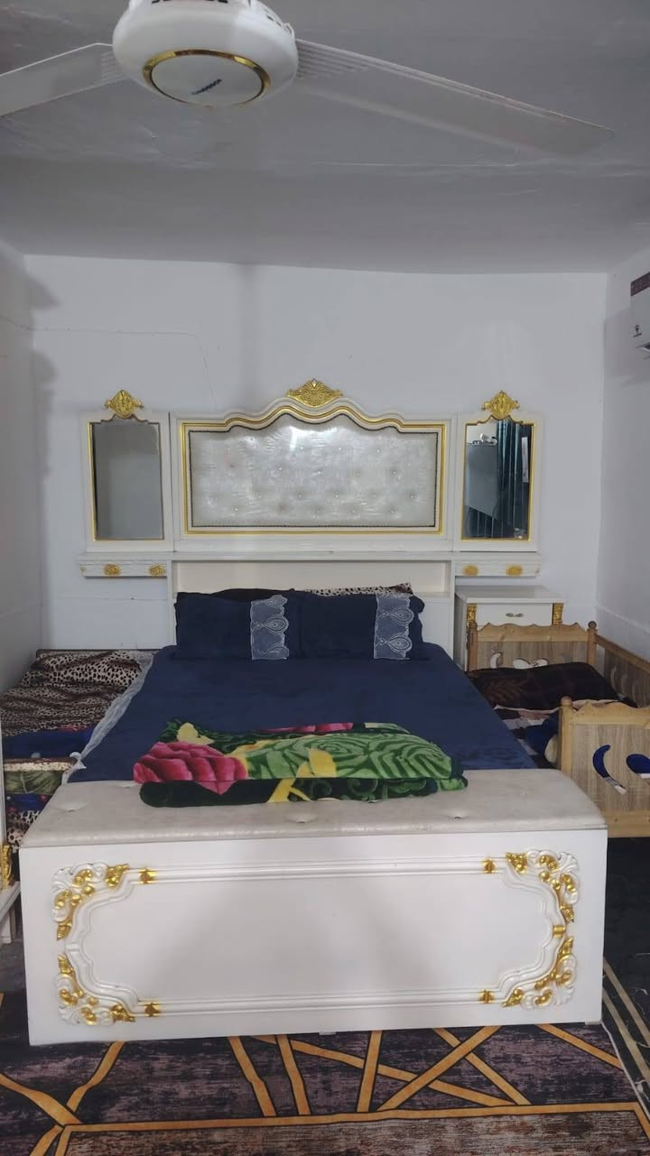 غرفه عراقي تسكام الأصلي نضيفه مستعجله ع بيع
لان نريد نشيل. سعر ٧٠٠ قفل مااخذتها مليونين


**إذا كنت صاحب هذا الإعلان وتريد حذفه لأي سبب، رجاءا أرسل رسالة إلى الدعم الفني**