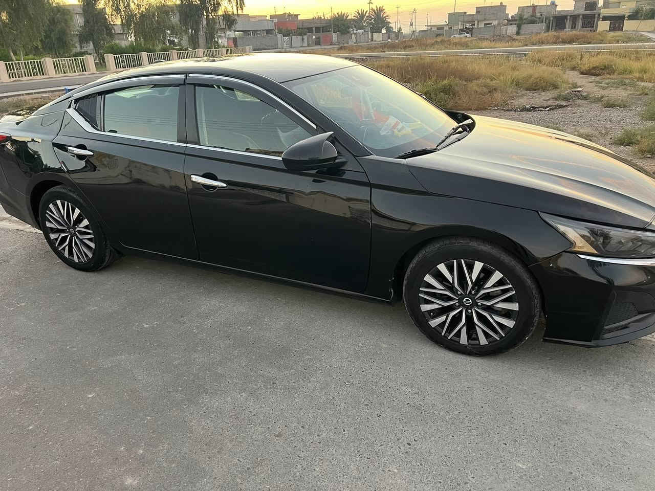 نيسان التيما موديل 2023 رقم بغداد تحويل ثانيوم
ماشيه 70

ميكانيك كله جديد 

تبريد ثلج 

بصمه 

سياره جديده 

ضرر 5قطع خارجي بس صبغ بدون دواخل ابيعلك حزام

مكان ديالى 

رقم ***********

السعر125بيه مجال
