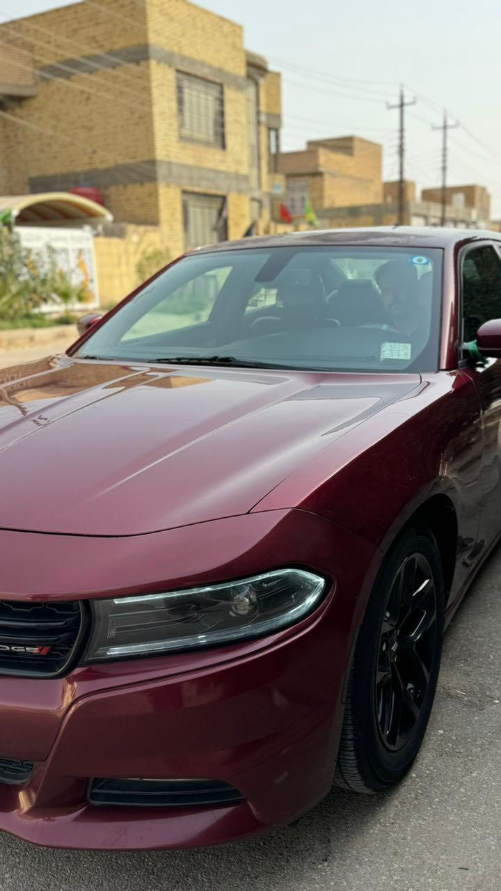 السلام عليكم من بعد التحيه والسلام مكلف بالنشر جارجر 18 اصل للبيع حادثها سرقه دعاميات استخدام شخصي ما مشتغله خط كفاله عامه محرك كير كهربائيات حداديه شواصي لغود بيها pdr بسيط فقط باب السائق بدون فتح وبنيد صبغ السياره جاهزه ع. اخر حبايه لونها كرزي السعر 230 وبيها مجال رقم بغداد الانكليزي مداور ثاني يوم اي استفسار الاتصال بالرقم *********** مكان السياره.ذي قار الشطره
