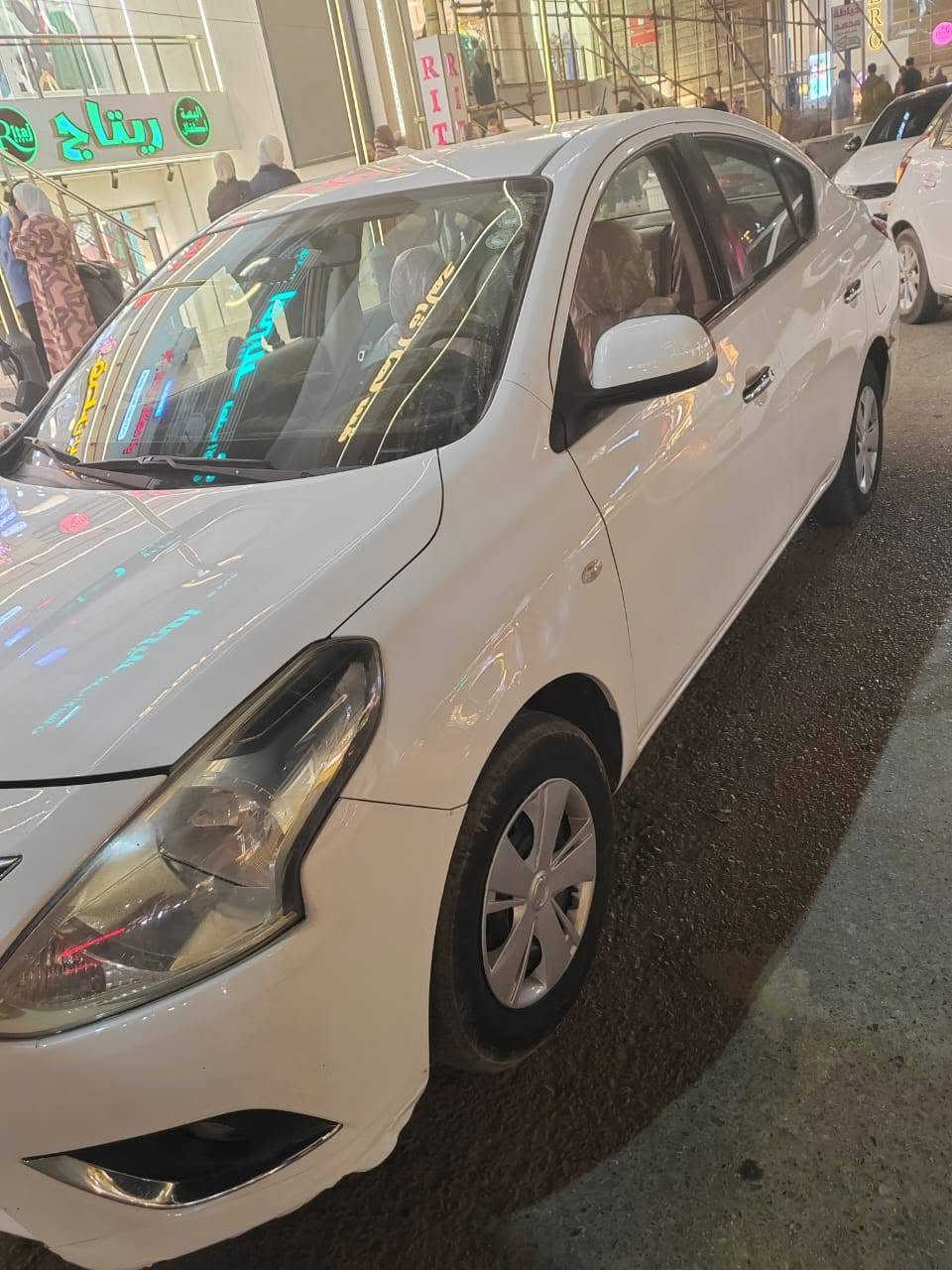 السلام عليكم
نيسان صني هندي ٢٠١٩
الجملغ الورا بيها بارد
بيها ملاحظات اشوية بخات بالابواب
سيارة جاهزة 
رقم اربيل الدولي 
شرط التحويل 
السعر ١٠٧ وبيها مجال
للتواصل ***********
***********
