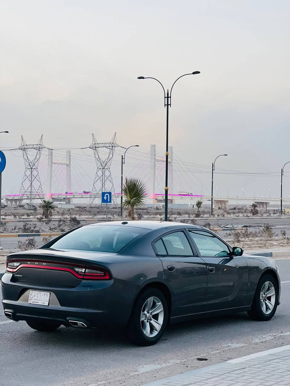 سلام عليكم سياره جارجر للبيع مديل 2015 معلايه 2016 سياره جاهزه من كلشي تخم تاير جديد دواخل اسود ورد أمريكي سياره بيه باب تبديل ايمن وبارد بل جملغ لايمن فقط 

هاذا رقم ‭٠٧٧٦ ٠٧٤ ٤٤٦٤‬

لمو شراي لا تعبني 💁🏻
