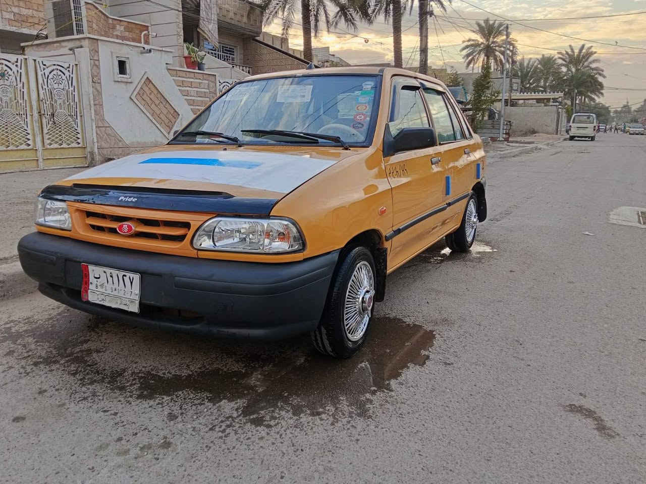 سايبه ٢٠١٢ محرك وكير مكفولات صدر جديد شواصي حلوات السياره جاهزه من كلشي مصفره رقم انكليزي باقي عل استلام لوحات كهربائيات كلها شغاله  السعر ٢٧ وبيها مجال مكان السياره الشعب حي اور وهاي كل التفاصيل وصور ***********
***********
