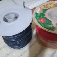 سنكل  بكرتين  للبيع  ٦ملم مفتوحات  وحدة فنار  والثانية  العقبة وحدة  م...