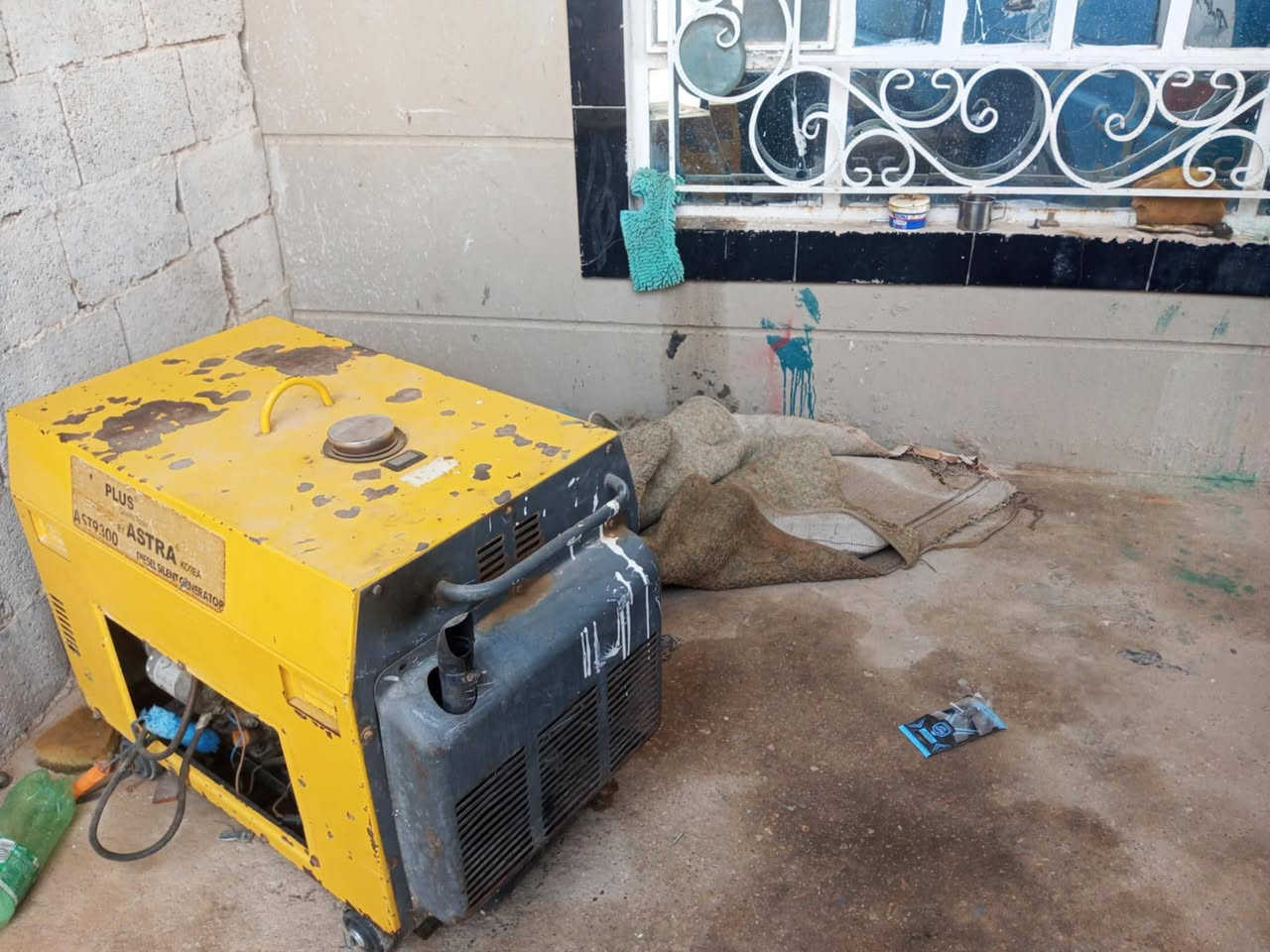 مولد للبيع 7:30 سعر 400 وبي مجال شيء بسيط‏‪***********‬‏
