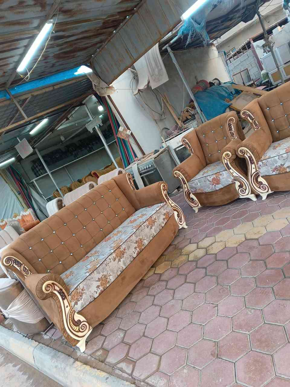 تخم تسكام عشر مقاعد مستعمل نضيف السعر 325 ألف العنوان العزيزيه منطقة باب الحاره  *********** يوجد واتساب وماسنجر وتوصيل بل الاجره
