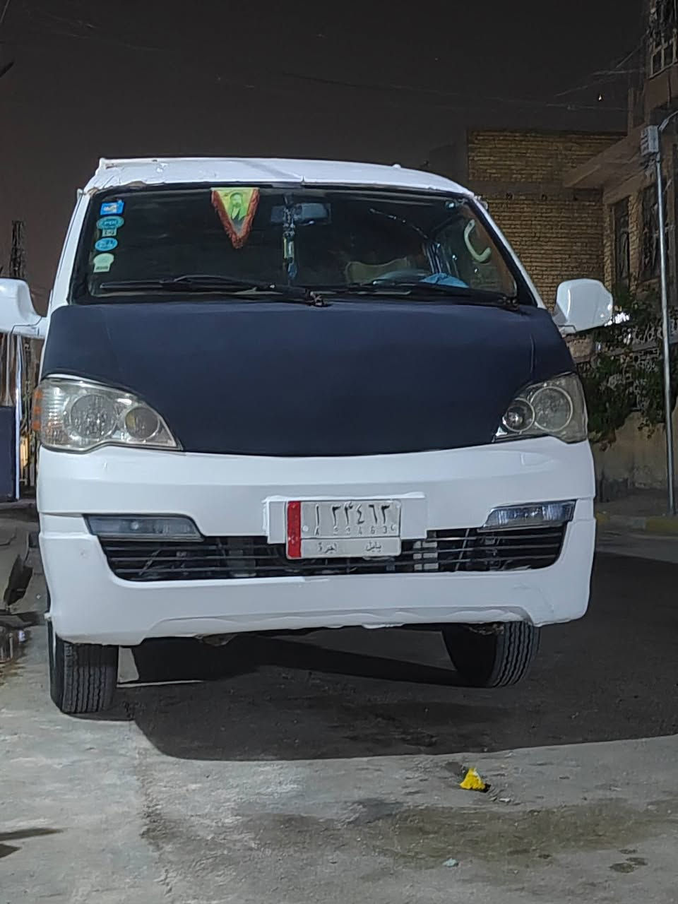 سلام عليكم جنبي حره موديل 14 بيهه الصفحه الطويله معمره والجنطه مضروبه فقط عليهه غرامات مليون ٣٠٠ غرامات عل مشتري اريدهه ٦٠ ورقه تحويل مباشر هاذه رقمي ودلل *********** للعلم ميكانيك من الطول للطول مكفول ومدوشمه الشياره
