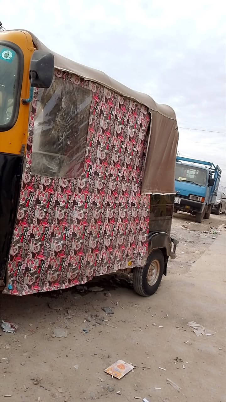 السلام عليكم تكتك 2016 تكتك نظيفه رقم وسنويه تكتك حلوه مكينه مال 17 تكتك مرتبه مال شغل السعر 3700 وبيها مجال رقم ***********
