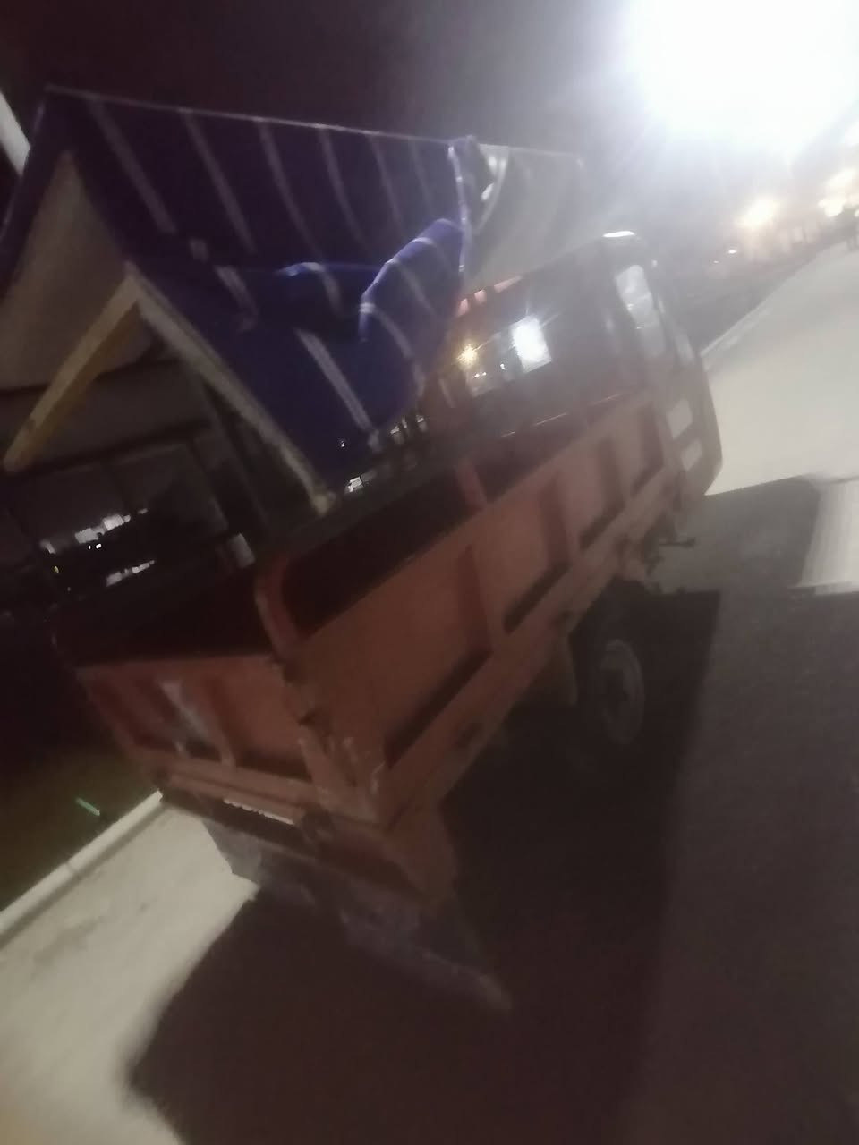 ستوته للبيع موديل 17 راعيها بسفان موجود باسمي ستوته حلوه نظيفه للحيمه ولا قياس  فيها محرك ستوته ستوته خير من الله تبخير بيها ستوته رايتها بواحد و200 وبيها مجال على البيع مراوس ما يخالف هذا رقم تليفوني انا بصره ***********
