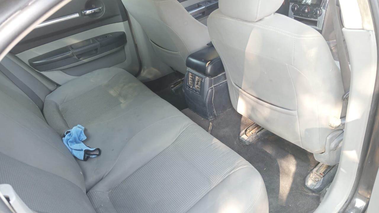 بسبب لوعود الکاذبه مع مع حترامي العالم الزينه جارجر 2010 ادوات متومه وكامله روح دك حاسبه وين ميعجبك شرط سنويه مطابقه ويه شاصي والعلم سياره اني داكها حاسبه بيدي سياره محرك 3500شويه بي خربطه مجول واكف  كير بلايلون سماعات ستتم صدر امامي خلفي زين  فول سياره  تحكمات كشنات سياره شوفت عينك رجائن المو شراي لا يتعبني  سعر ۳۸ وبیها مچال شي قلیل 💕***********
