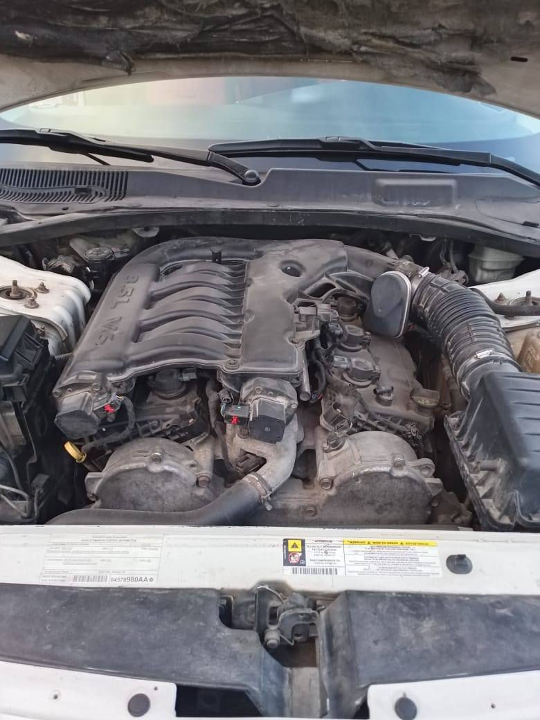 سلام عليكم للبيع جارجر 7
سيارة جديده مكفوله من ضربه ولتبديل
بيها صبغ جوه تريشه مال باب سائق فقط
مكينه 3500 مكينه كير كله جديد 
ما بيها اي نقص السعر 103وبيها مجال بسيط
مكاني شهداء البياع *********** سيارة رقم بغداد 
جديد بسمي تحويل مباشر
