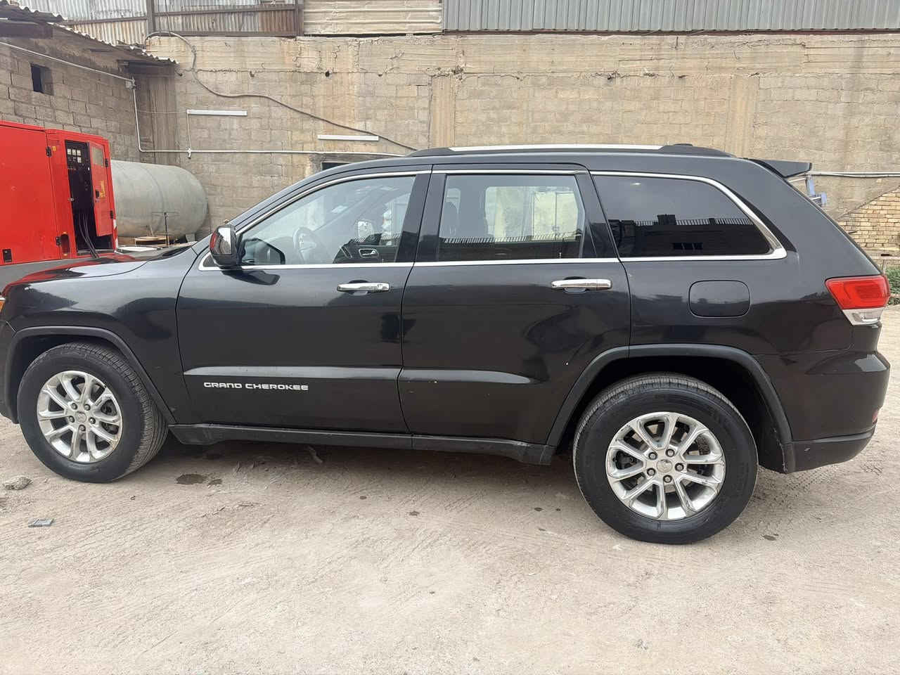 سلام عليكم مرا خصت الادمن سياره 2015 بيهه جفيه جهه السايق تعمير حلو معمريهه شواصي مكفوله الغوده مكفوله السعر ب 140 وبيهه مجال للطيبين الموشراي ليراسل وليعلق حظ وبخت الشراي خل يراسل صاحبهه ع واتساب مكلف بنشر  وميقصر صاحبهه مكان السياره بغداد


**إذا كنت صاحب هذا الإعلان وتريد حذفه لأي سبب، رجاءا أرسل رسالة إلى الدعم الفني**