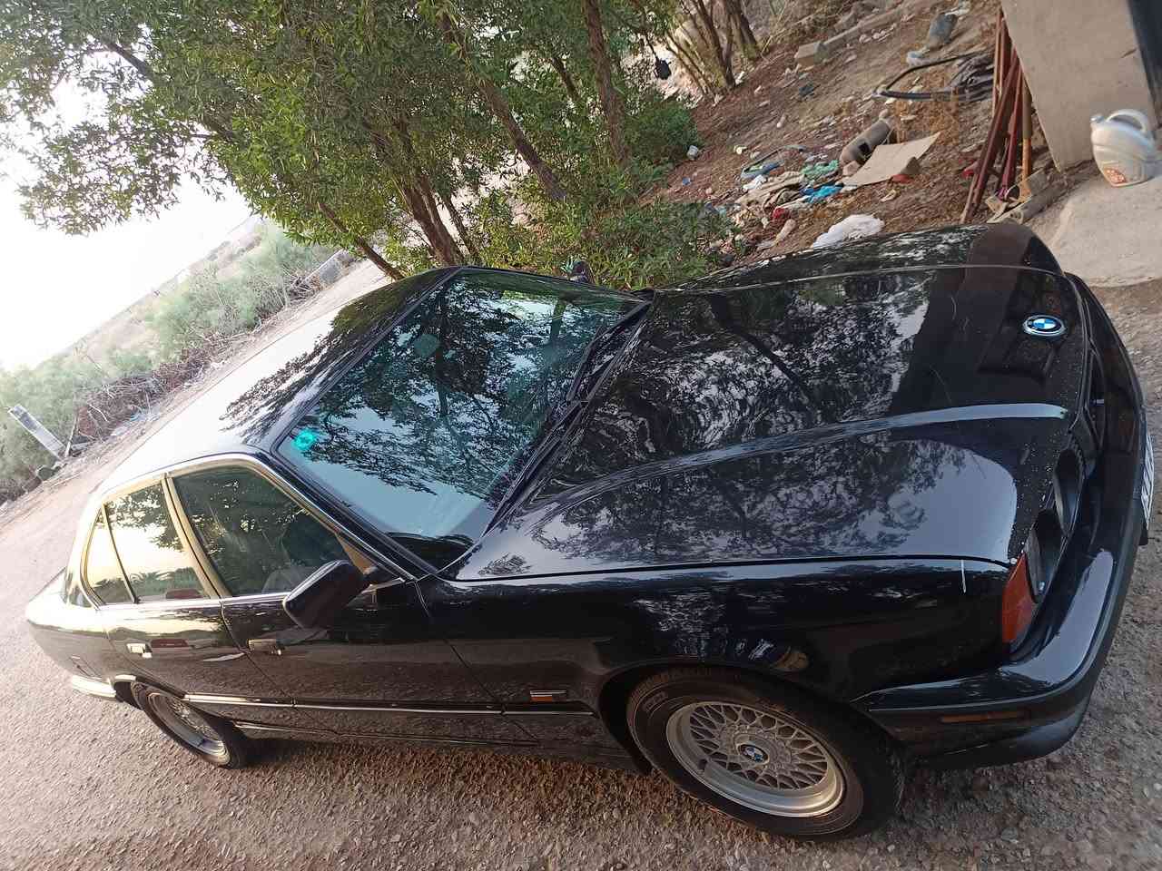 سلام عليكم بي ام 520 i
كير عادي سياره كلش حلو حله من صور 
تبريد شقال تخم تاير سياره جاهزه بسمي تحويل ثاني يوم سفسار ***********
