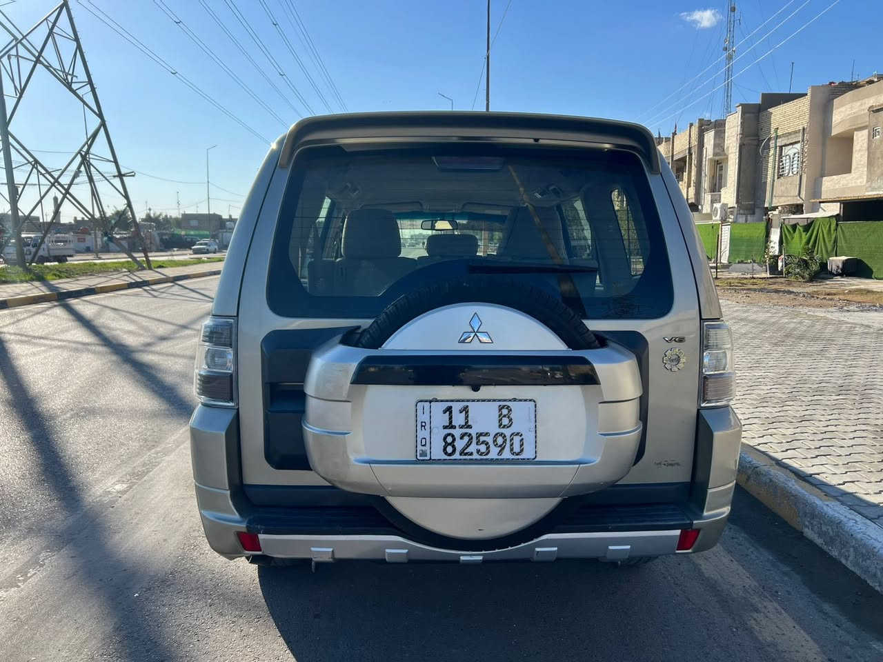 باجيرو موديل 2008 محرك 3000 رقم بغداد دولي باسمي هزه جديده تحكم ستيرن شاشه كأمره مري شفط سبعه راكب ثلاث قطع تبريد ماشيه 130 ألف بيهه كلير بالجاملغ الأمامي ونص الجاملغ الخلفي صبغ فقط السياره جاهزه بدون نقص  السعر 116 بيهه مجال بسيط الاتصال ***********
